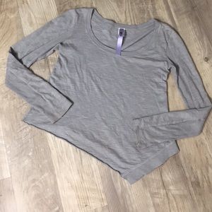 🏳️‍🌈Grey long sleeve top